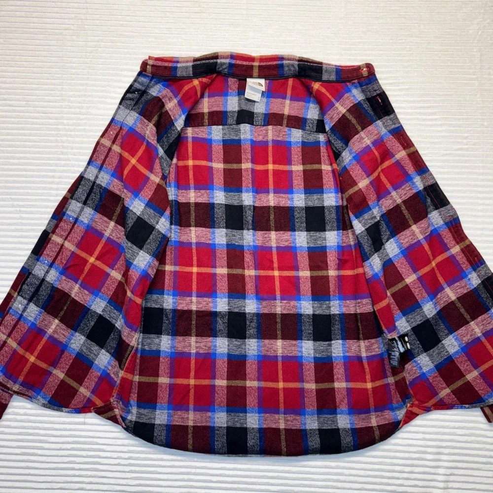 The North Face‎ Plaid Flannel Shirt Men's Medium Red Blue Black Cotton Button Up